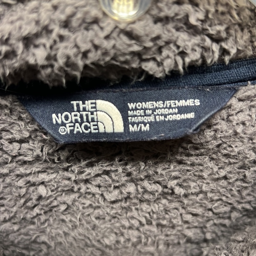 North face sweater - Picture 2 of 6